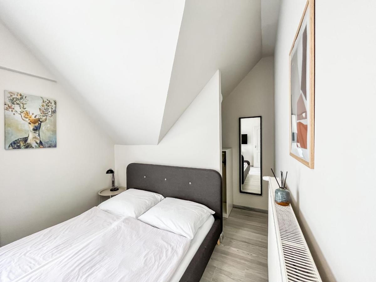 Balatonalmádi Villa 21 Boutique Rooms מראה חיצוני תמונה