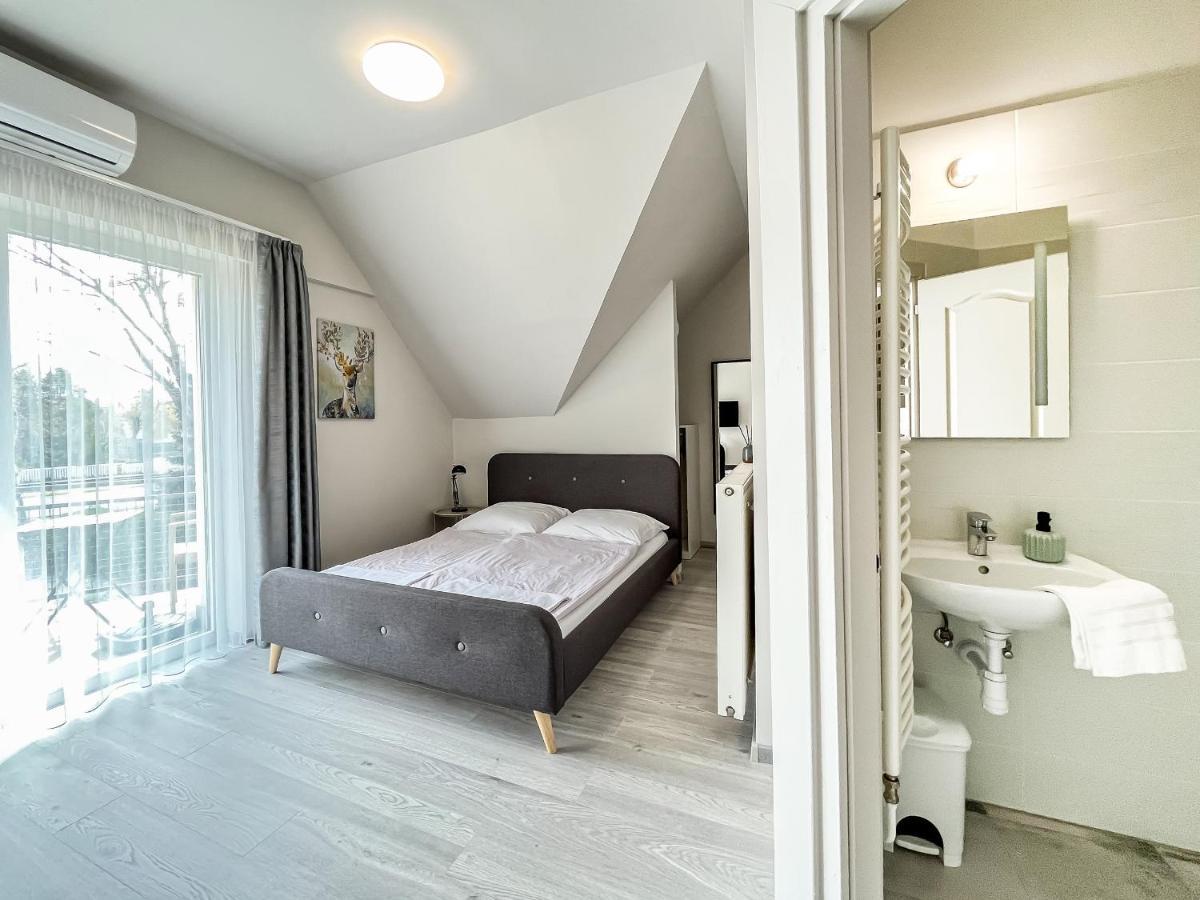 Balatonalmádi Villa 21 Boutique Rooms מראה חיצוני תמונה